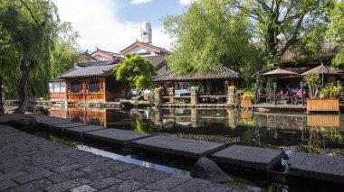 粉底液怎样上妆？游戏画面